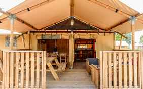 Ein Blick ins Glaming-Zelt - Foto: Bethel Fath